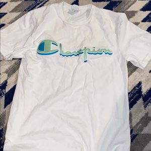 White champion T-shirt